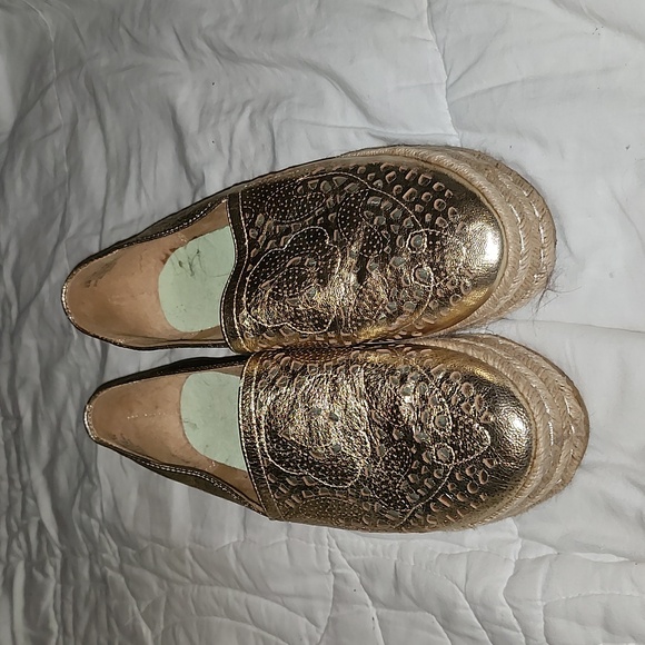 NATURALIZER Gold Espadrilles, Size 10, EUC - Picture 2 of 5